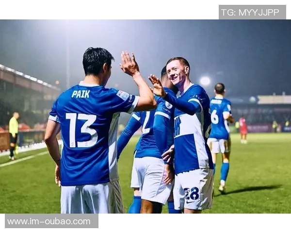 韩媒报道波耶特尽管带全北夺双冠仍欲离任引发关注 韩媒报道波耶特尽管带全北夺双冠仍欲离任引发关注
