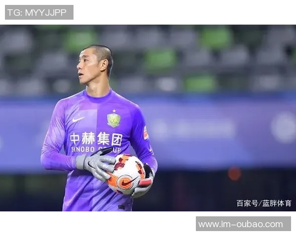 北京国安门将侯森荣膺中超11月最佳守门员称号